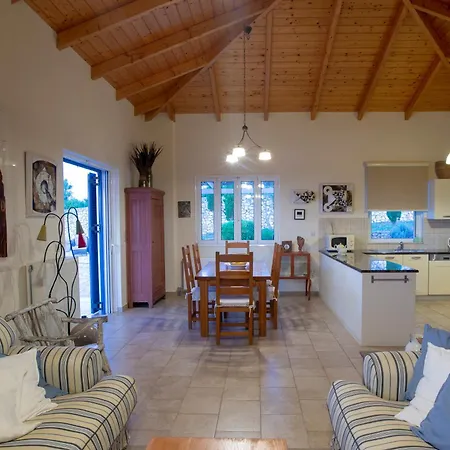 Villa Avra Tsoukaládhes